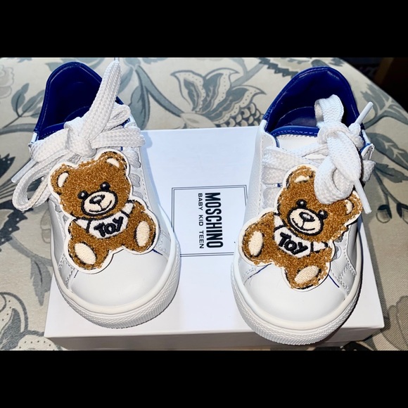 infant moschino trainers